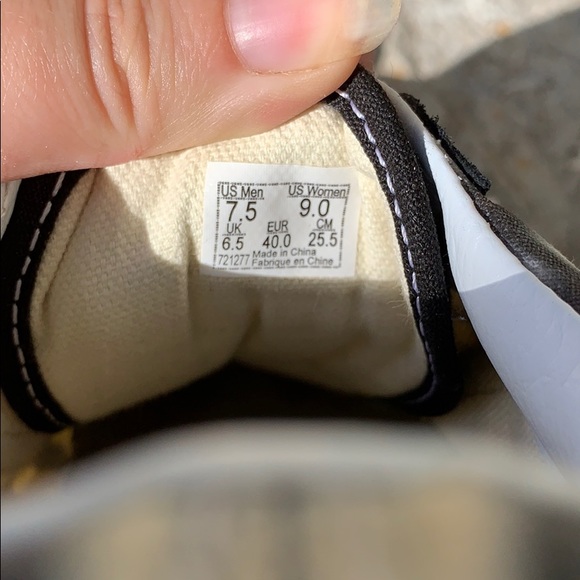 Vans shoes - Picture 4 of 6